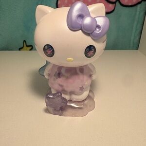 Hello kitty dreamland figure